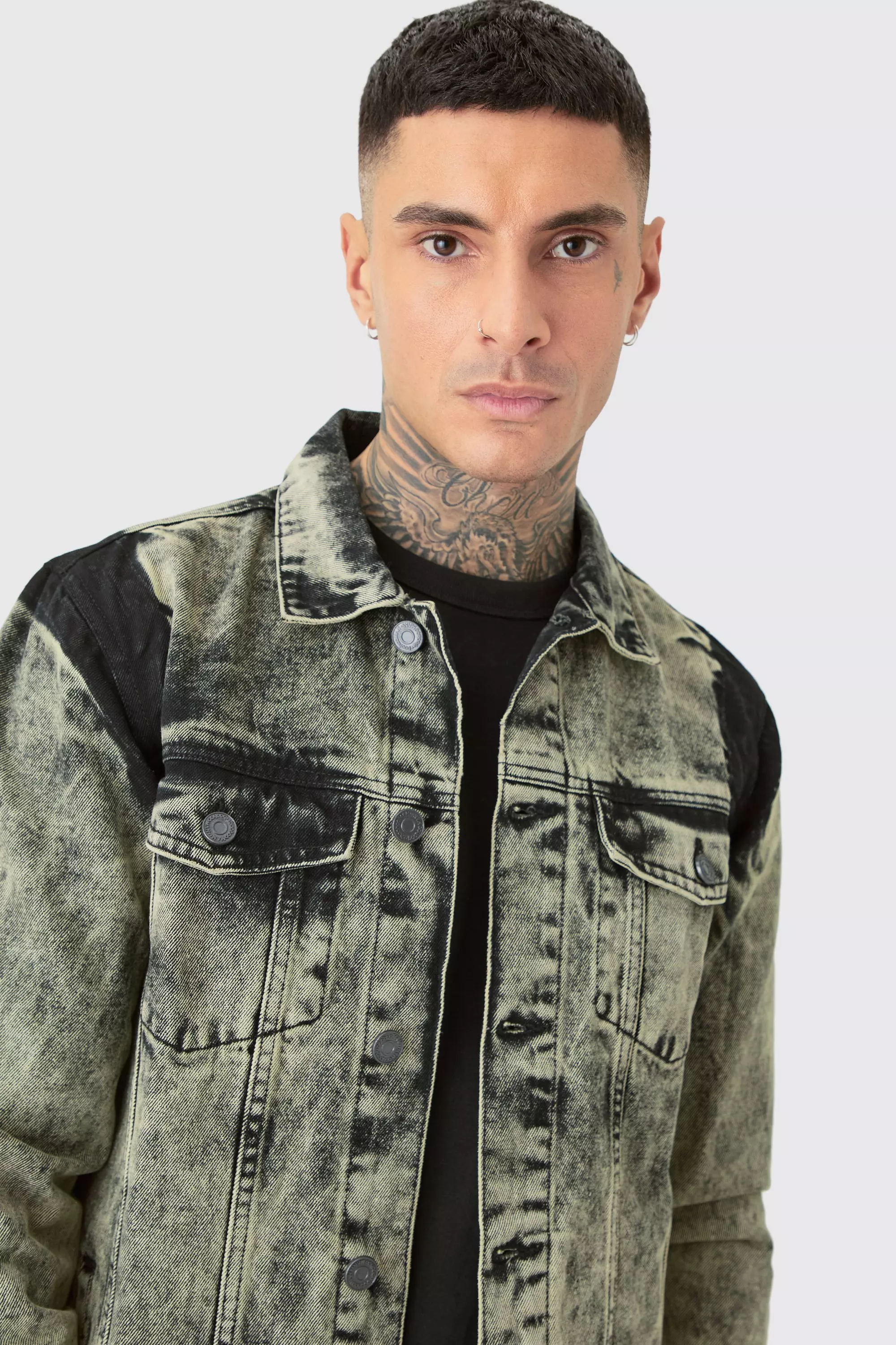 Tall Acid Wash Denim Jacket boohooMAN IE